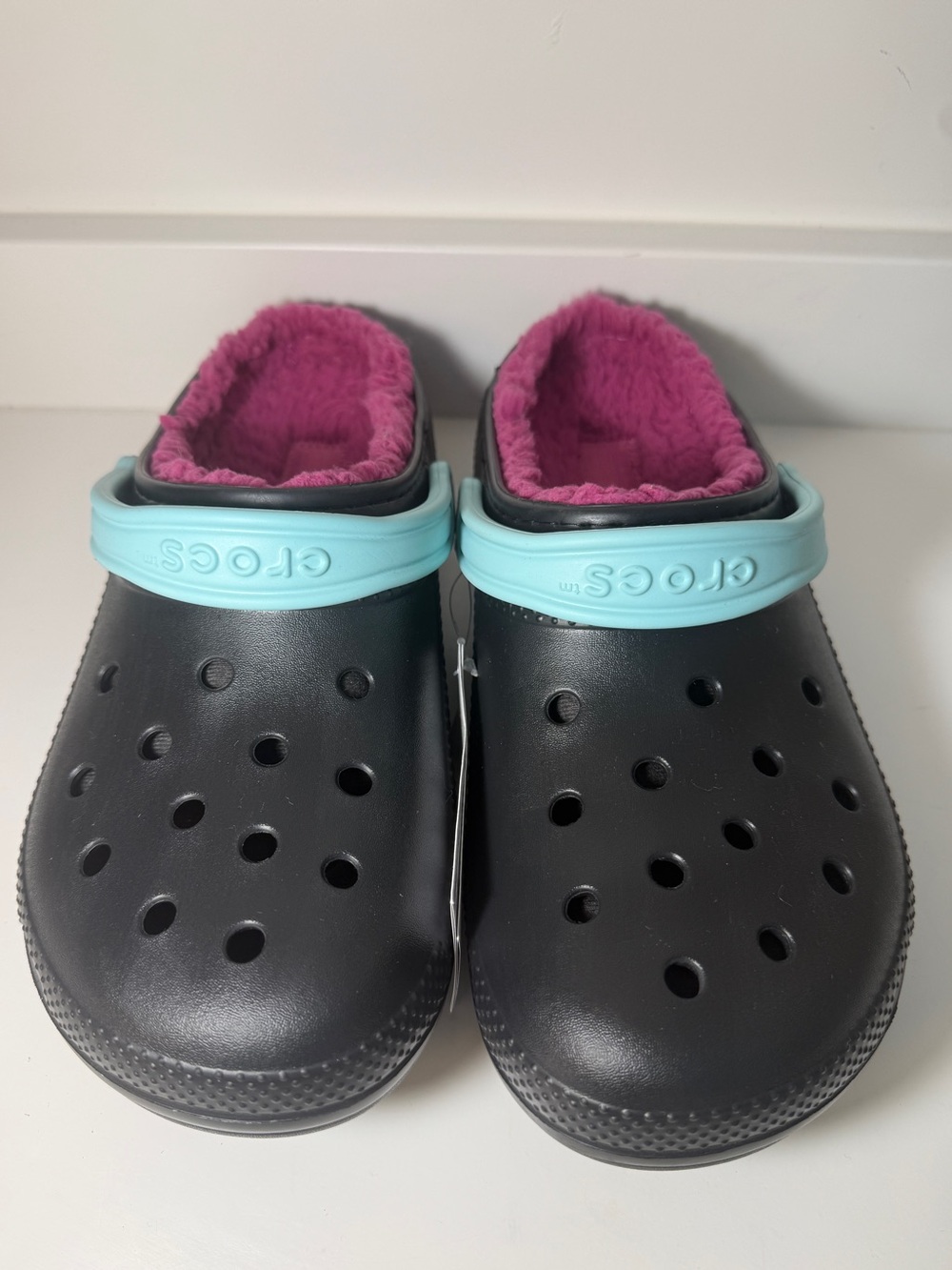 Crocs Unisex Lined Clog - Black with Pink Lining and Light Blue Strap